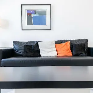 Lovely With River Views And Parking , Malaga Hiszpania