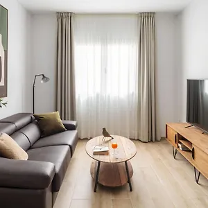 https://nazaret-urban.in-canary-islands.com